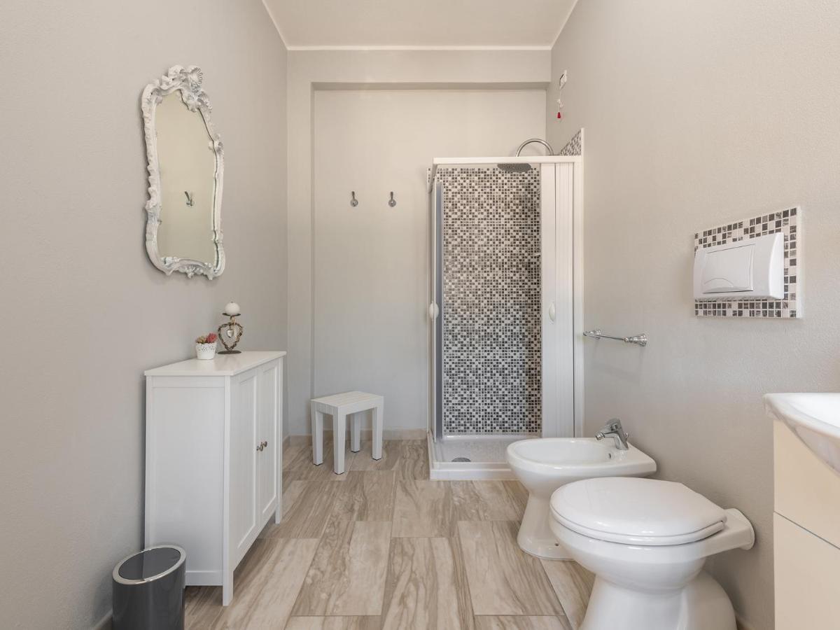 Villa Chiara Solanas Solanas  Luaran gambar